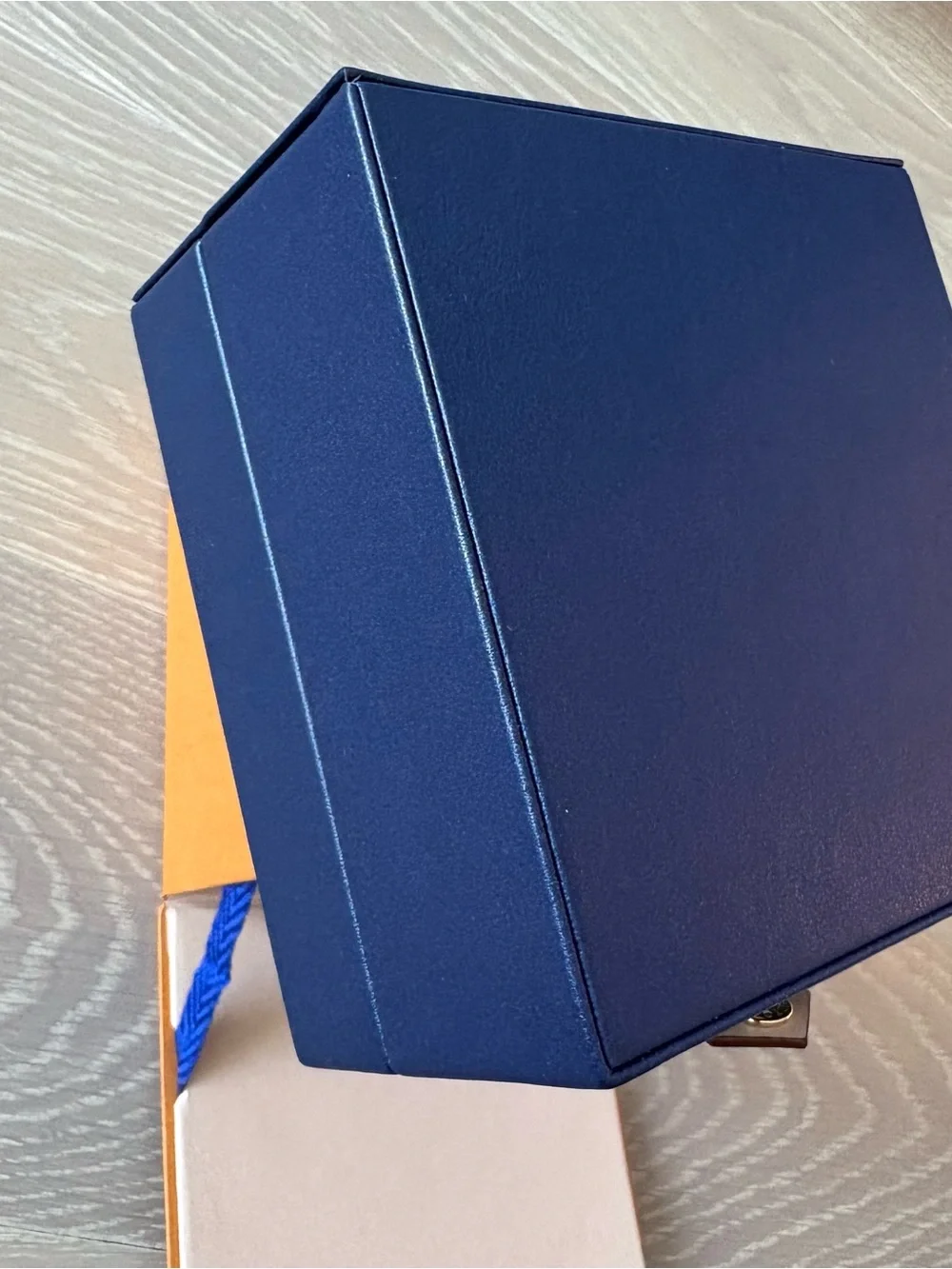 Louis Vuitton Necklace Accessory Jewelry Box — Navy Blue Leather with snap